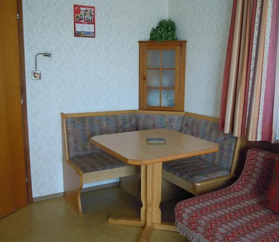 Πανσιόν Gaestehaus Jedinger