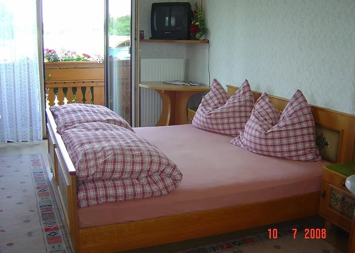 Konukevi Gaestehaus Jedinger