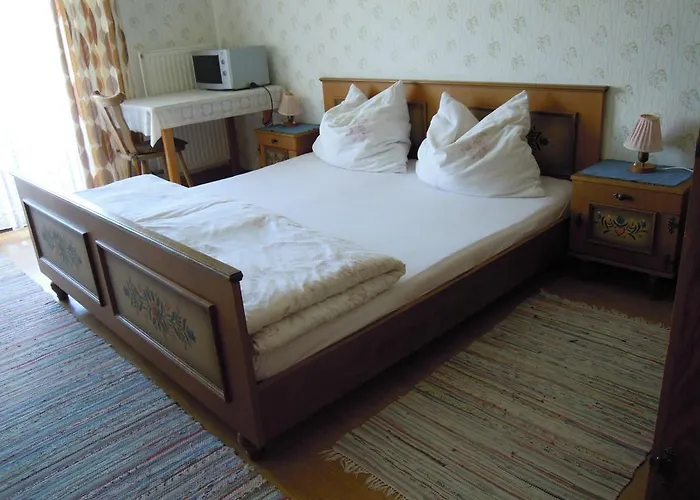 Πανσιόν Gaestehaus Jedinger