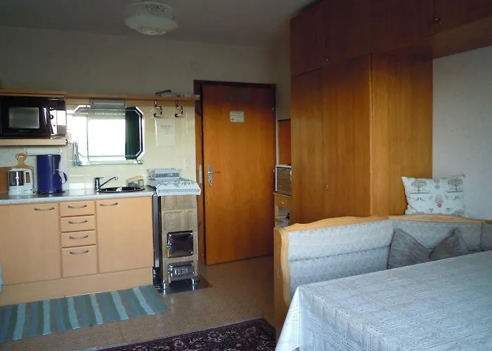 Πανσιόν Gaestehaus Jedinger Oberhofen am Irrsee