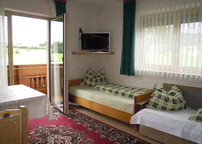 Πανσιόν Gaestehaus Jedinger