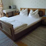 Pensión Gaestehaus Jedinger