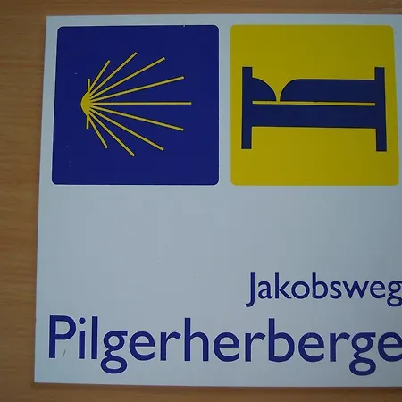 招待所 Gaestehaus Jedinger *