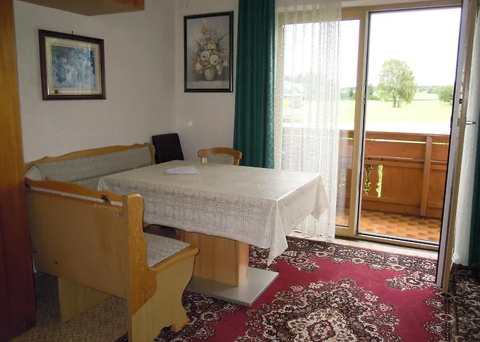 Casa de hóspedes Gaestehaus Jedinger Oberhofen am Irrsee