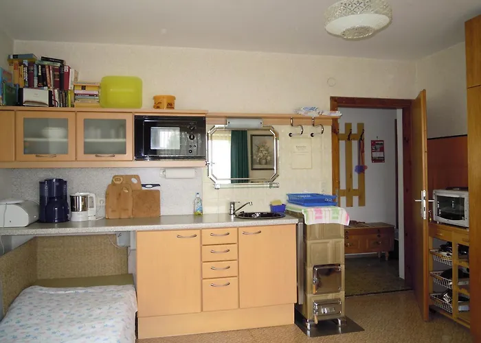 Gaestehaus Jedinger * Oberhofen am Irrsee